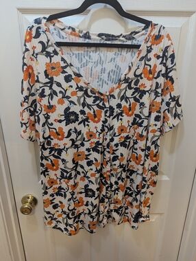 Lane Bryant Women's Floral V-Neck Button-Front Top - White & Orange